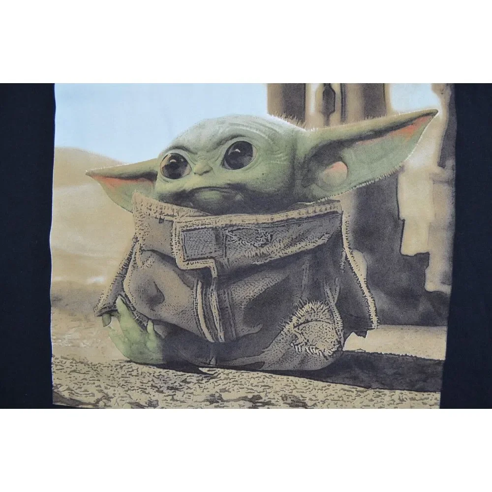 OLD NAVY Black  T-Shirt XL‎ Disney Star Wars The Mandalorian THE CHILD Baby Yoda
